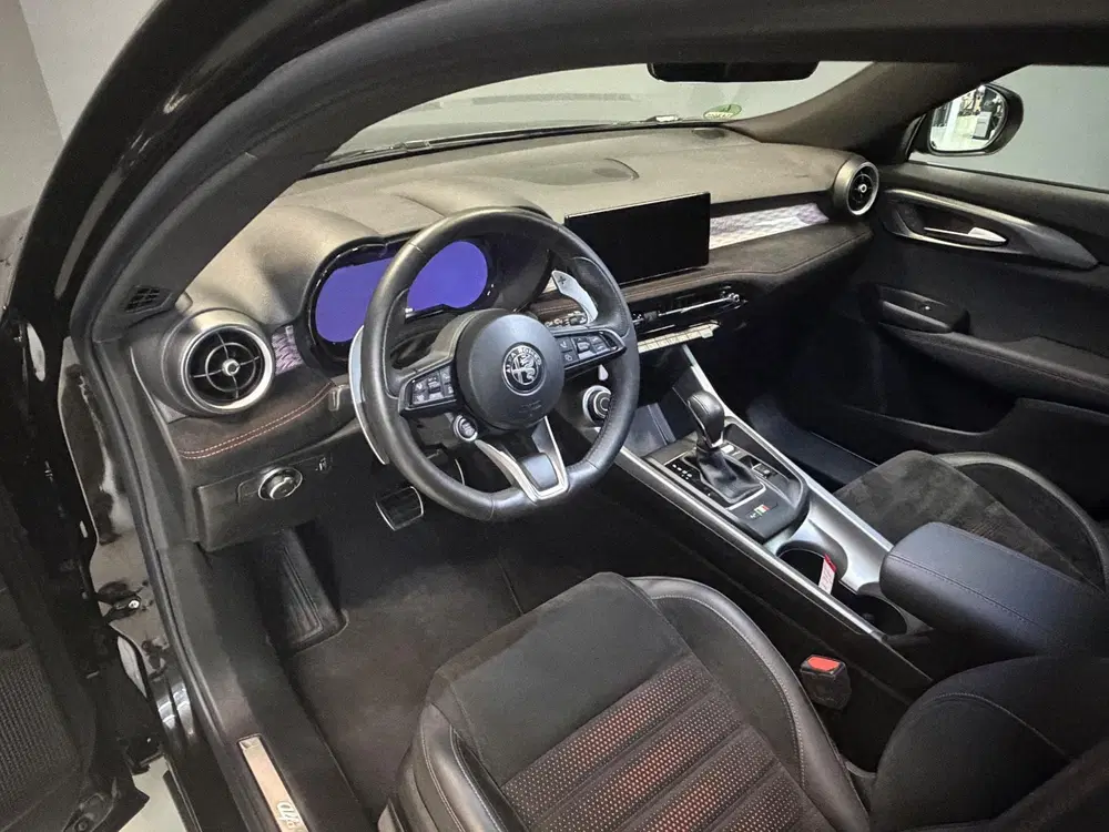 Alfa Romeo Tonale 1.5 VGT MildHybrid 160pk VELOCE Technologi uit 2023, foto 13
