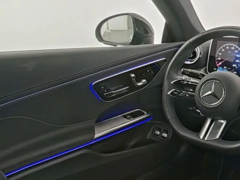 Mercedes-Benz CLE CLE Coupé 300 e AMG Nightpakket plug-In Hy uit 2025, foto 3