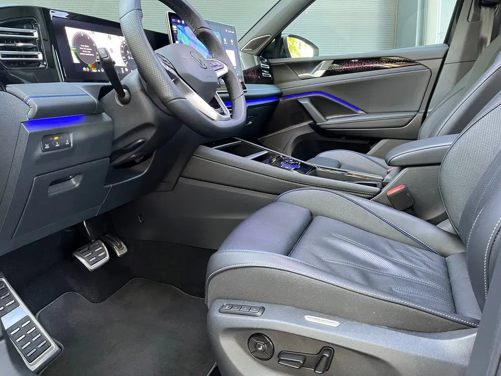 Volkswagen Tiguan 1.5 eHybrid R-Line Edition 272PK NAP CARPL uit 2025, foto 11