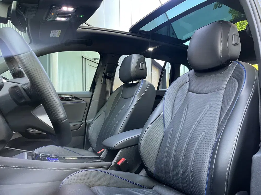 Volkswagen Tiguan 1.5 eHybrid R-Line Edition 272PK NAP CARPL uit 2025, foto 12