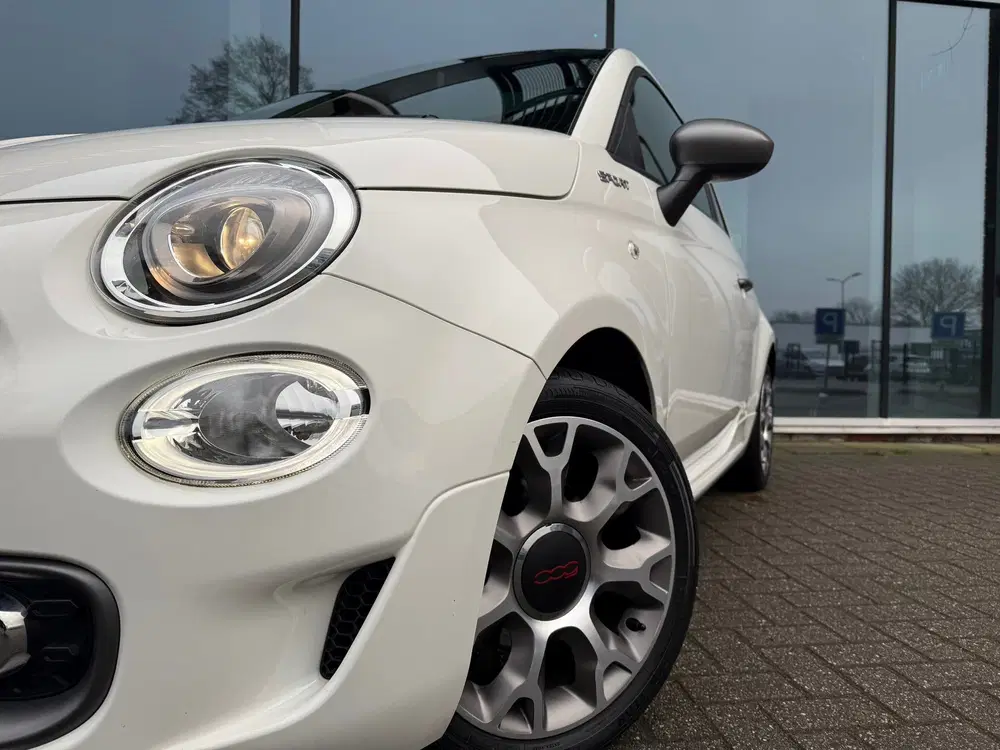 Fiat 500 1.0 Hybrid Sport uit 2022, foto 3