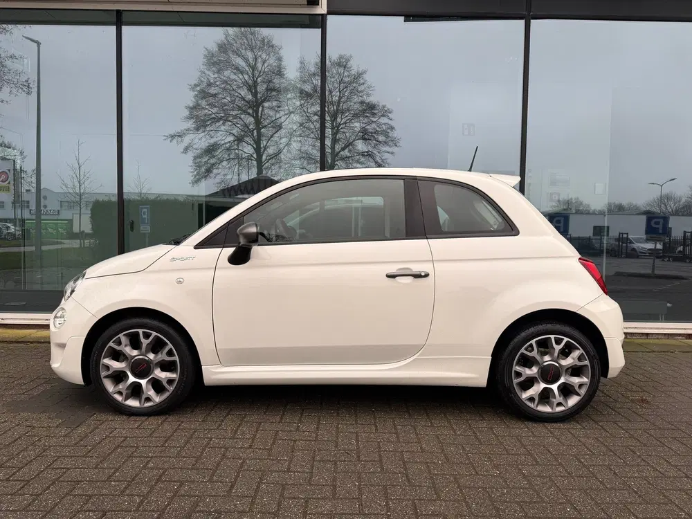 Fiat 500 1.0 Hybrid Sport uit 2022, foto 7