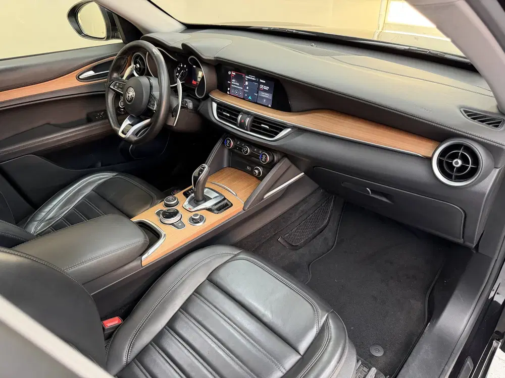Alfa Romeo Stelvio 2.0 T AWD Ti uit 2020, foto 10