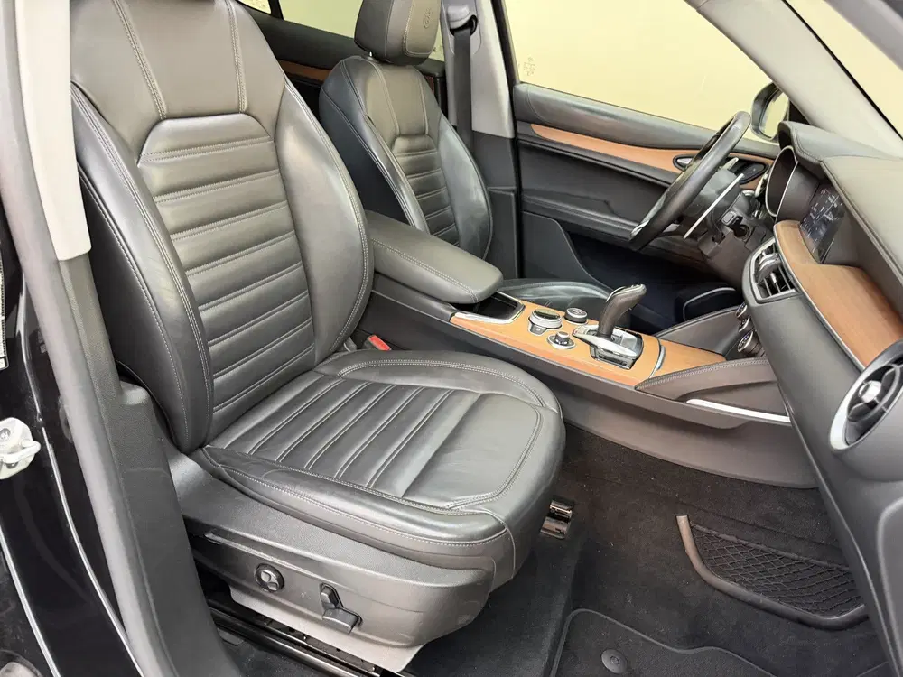 Alfa Romeo Stelvio 2.0 T AWD Ti uit 2020, foto 12