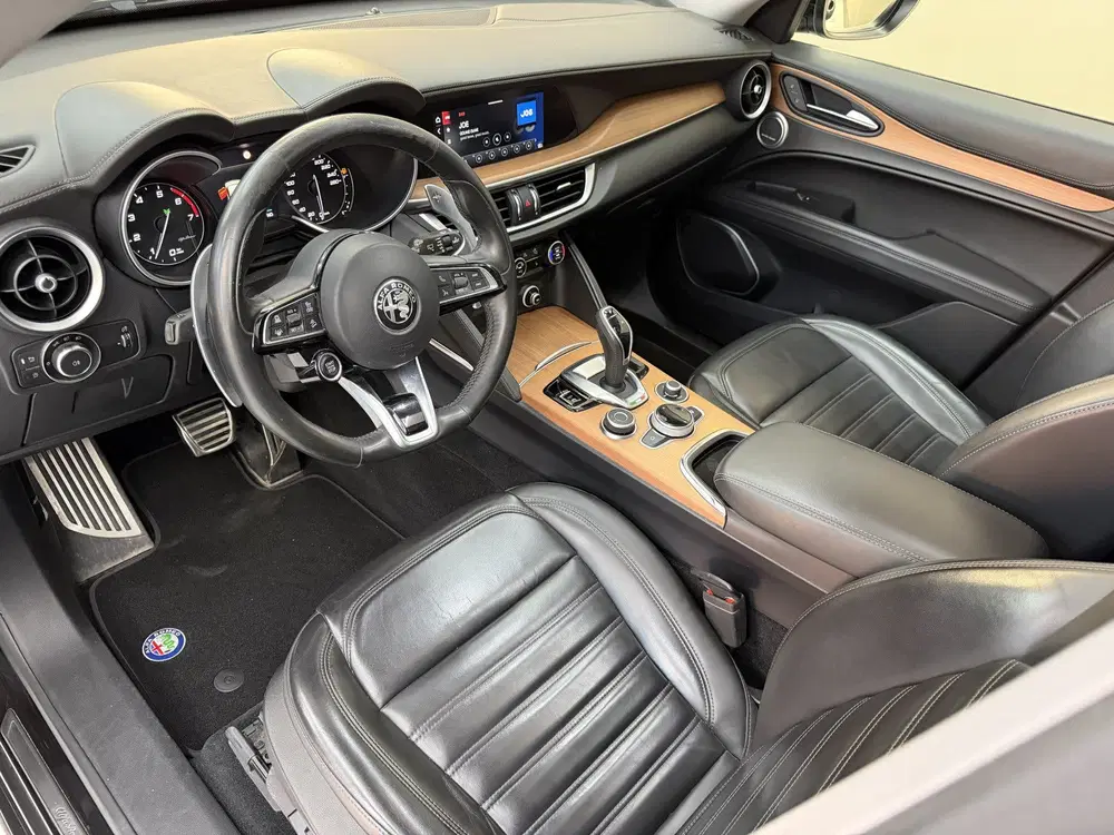 Alfa Romeo Stelvio 2.0 T AWD Ti uit 2020, foto 6