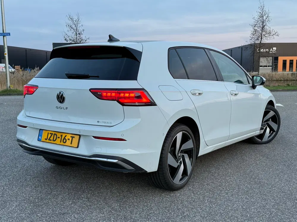 Volkswagen Golf VW Golf 8.5 1.5 eHybrid Style uit 2024, foto 7