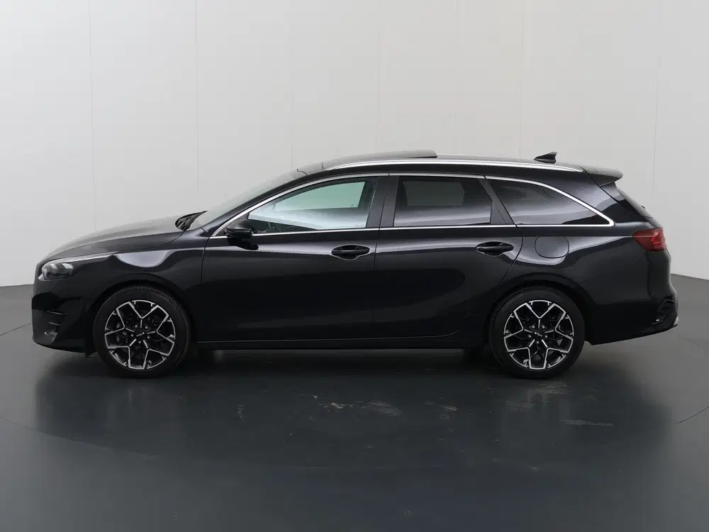Kia Ceed 1.5 T-GDi GT-Line uit 2025, foto 5