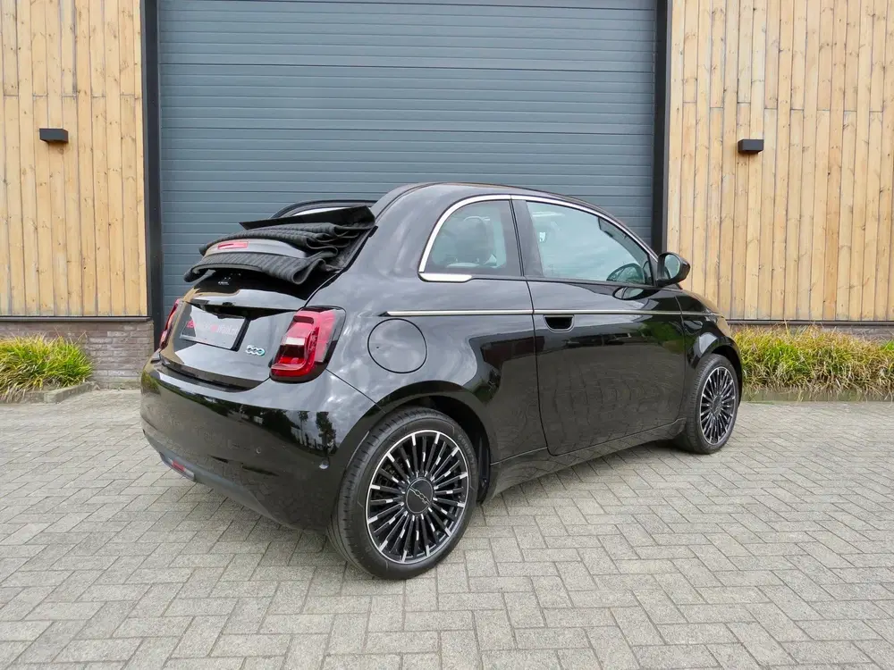 Fiat 500e La Prima cabrio 42 kWh *Carplay *Luxe uitv uit 2024