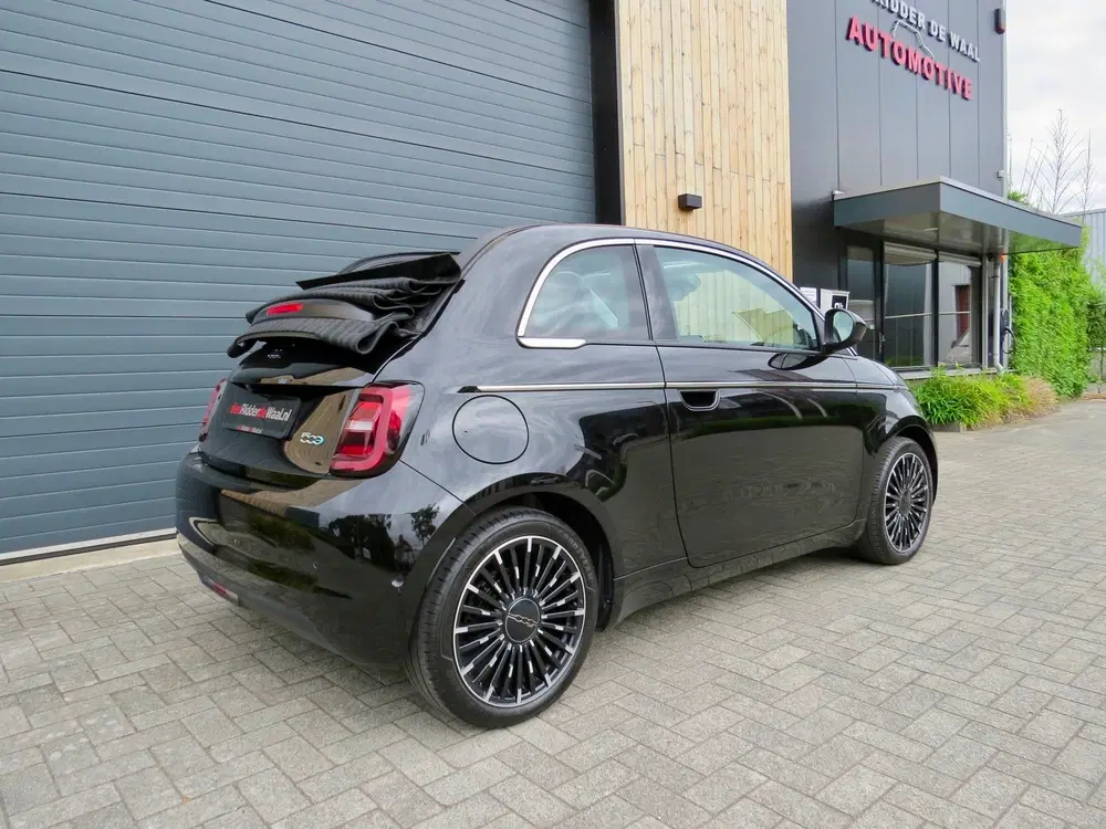 Fiat 500e La Prima cabrio 42 kWh *Carplay *Luxe uitv uit 2024, foto 11