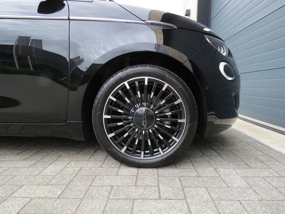 Fiat 500e La Prima cabrio 42 kWh *Carplay *Luxe uitv uit 2024, foto 12