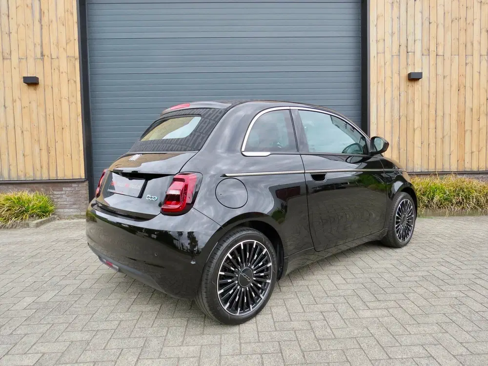 Fiat 500e La Prima cabrio 42 kWh *Carplay *Luxe uitv uit 2024, foto 9