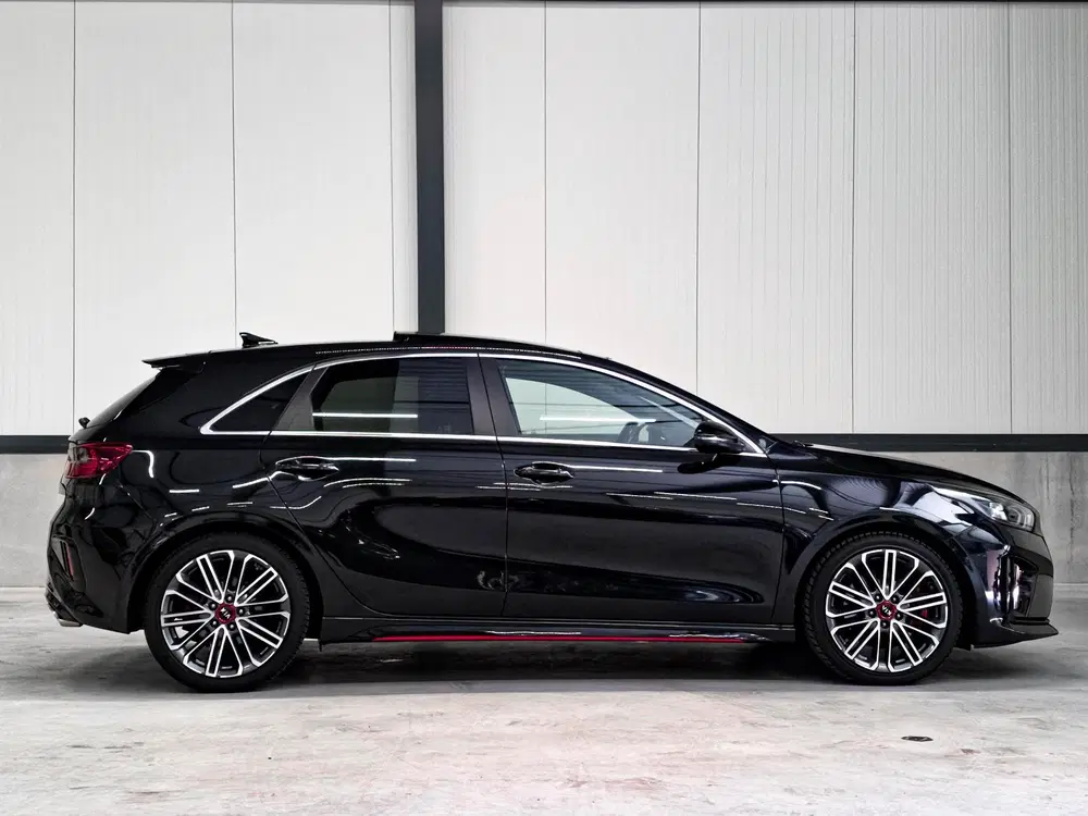 Kia Ceed 1.6 T-GDi GT uit 2020, foto 14