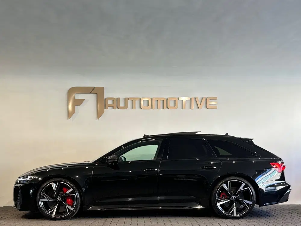 Audi RS6 4.0 TFSI quattro Pano uit 2021, foto 12