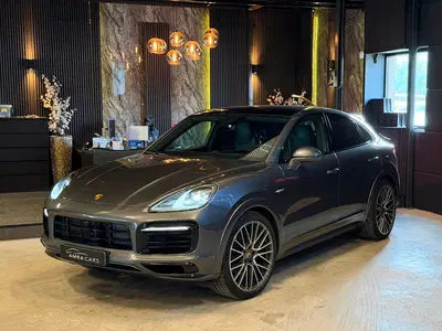 Porsche Cayenne Cayenne Coupé 3.0 E-Hybrid PANO uit 2022
