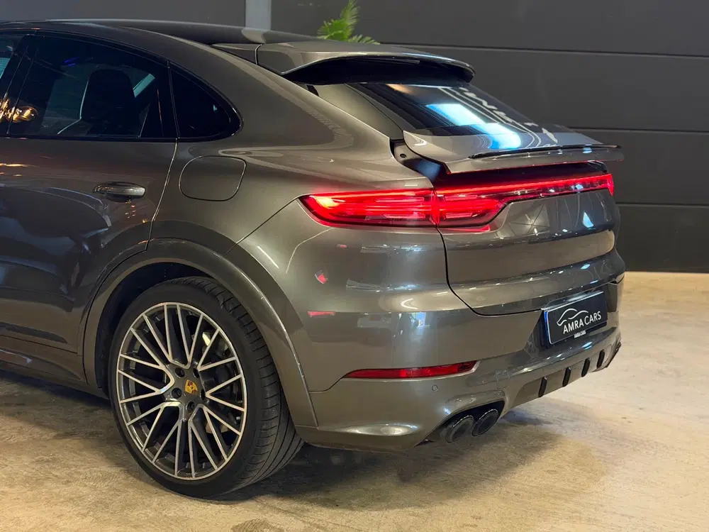 Porsche Cayenne Cayenne Coupé 3.0 E-Hybrid PANO uit 2022, foto 10