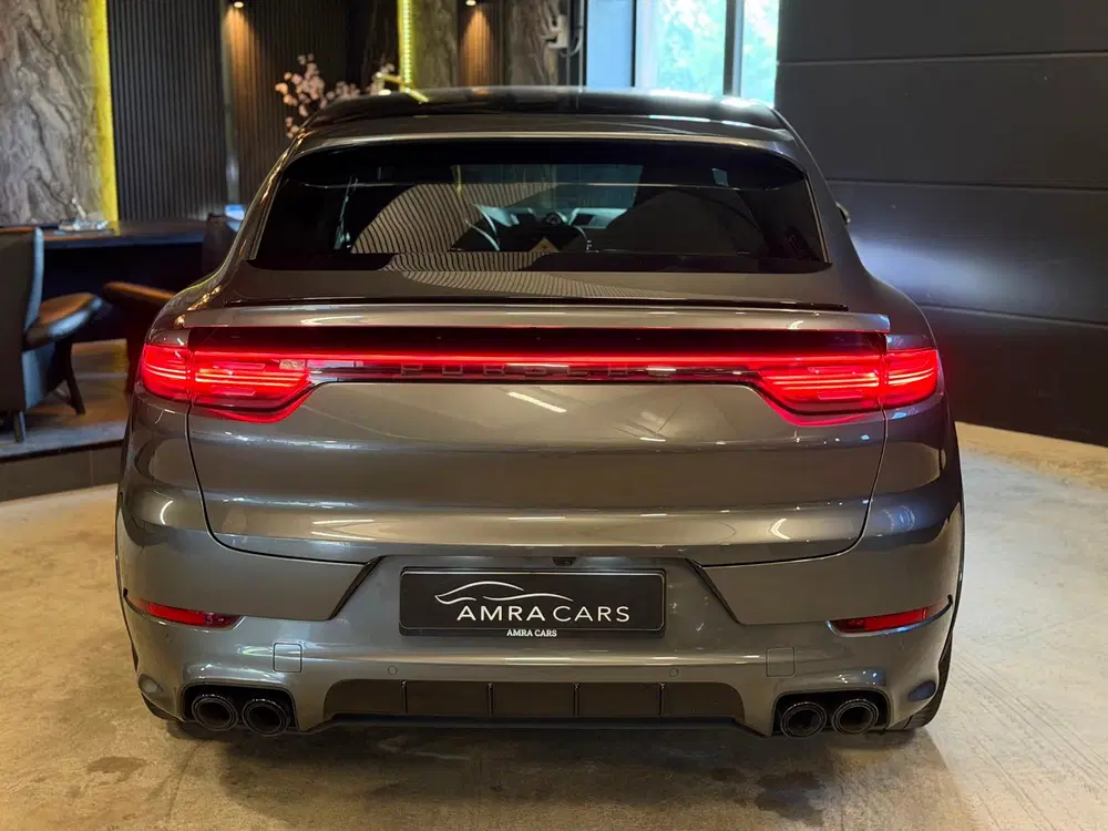 Porsche Cayenne Cayenne Coupé 3.0 E-Hybrid PANO uit 2022, foto 5