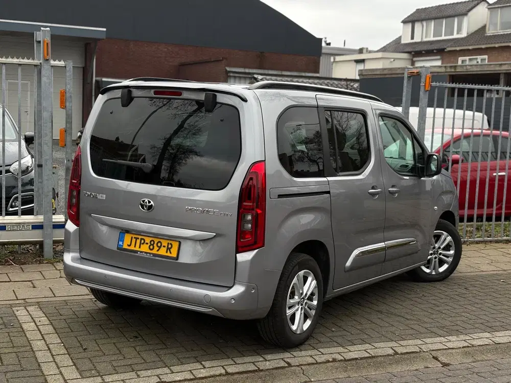 Toyota Proace City 1.2 Turbo Team D uit 2024, foto 12