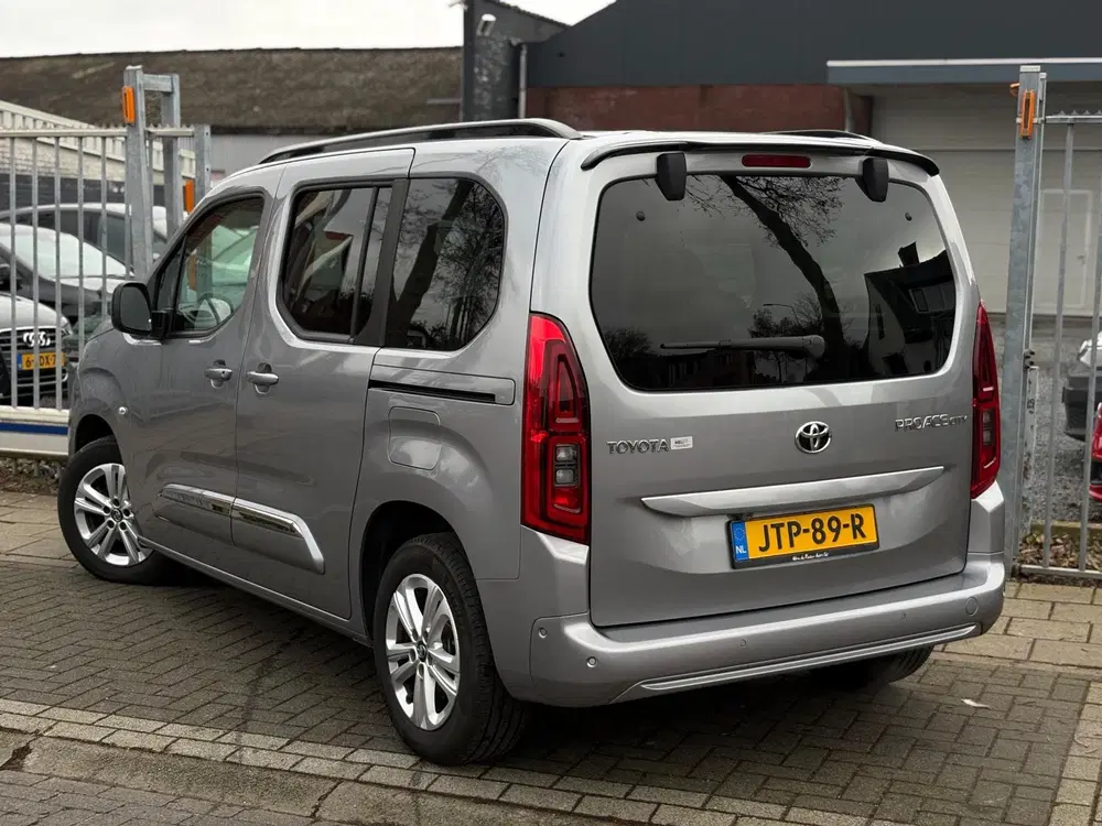 Toyota Proace City 1.2 Turbo Team D uit 2024, foto 14