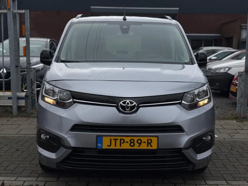 Toyota Proace City 1.2 Turbo Team D uit 2024, foto 2
