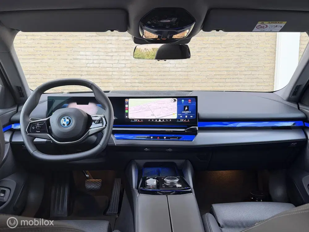 BMW i5 eDrive40 Full Option Dealer Onderhouden 20 uit 2024, foto 12
