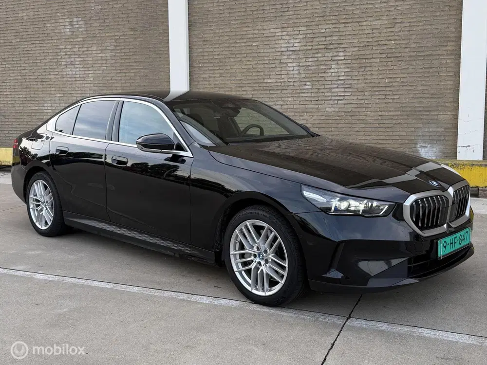 BMW i5 eDrive40 Full Option Dealer Onderhouden 20 uit 2024, foto 2
