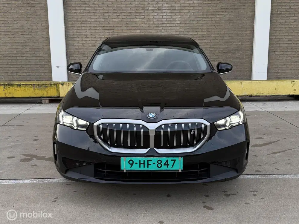 BMW i5 eDrive40 Full Option Dealer Onderhouden 20 uit 2024, foto 5