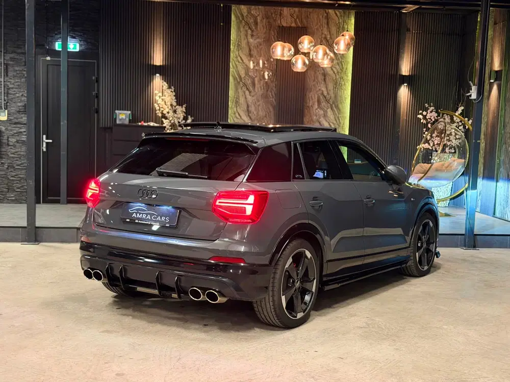 Audi Q2 35 TFSI 3X S-Line uit 2020, foto 2