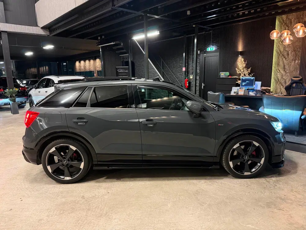 Audi Q2 35 TFSI 3X S-Line uit 2020, foto 9