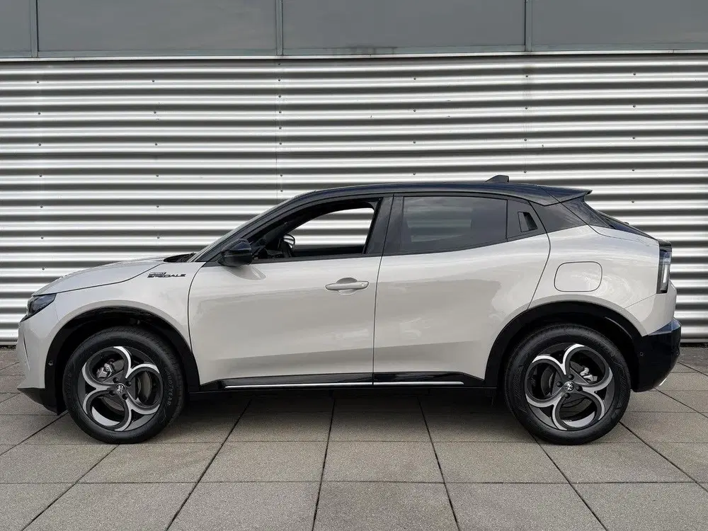 Alfa Romeo Junior Elettrica Sport Speciale 54 kWh uit 2026, foto 3