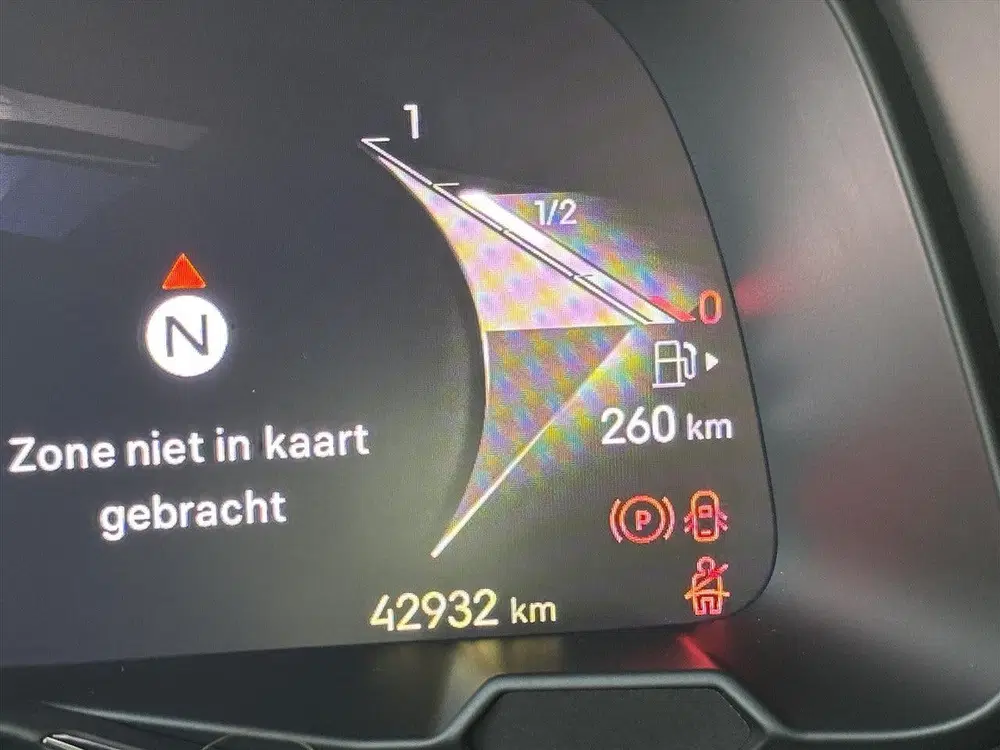 DS Automobiles DS 7 DS DS 7 1.6 E-TENSE 225pk Automaat Perform uit 2024, foto 14