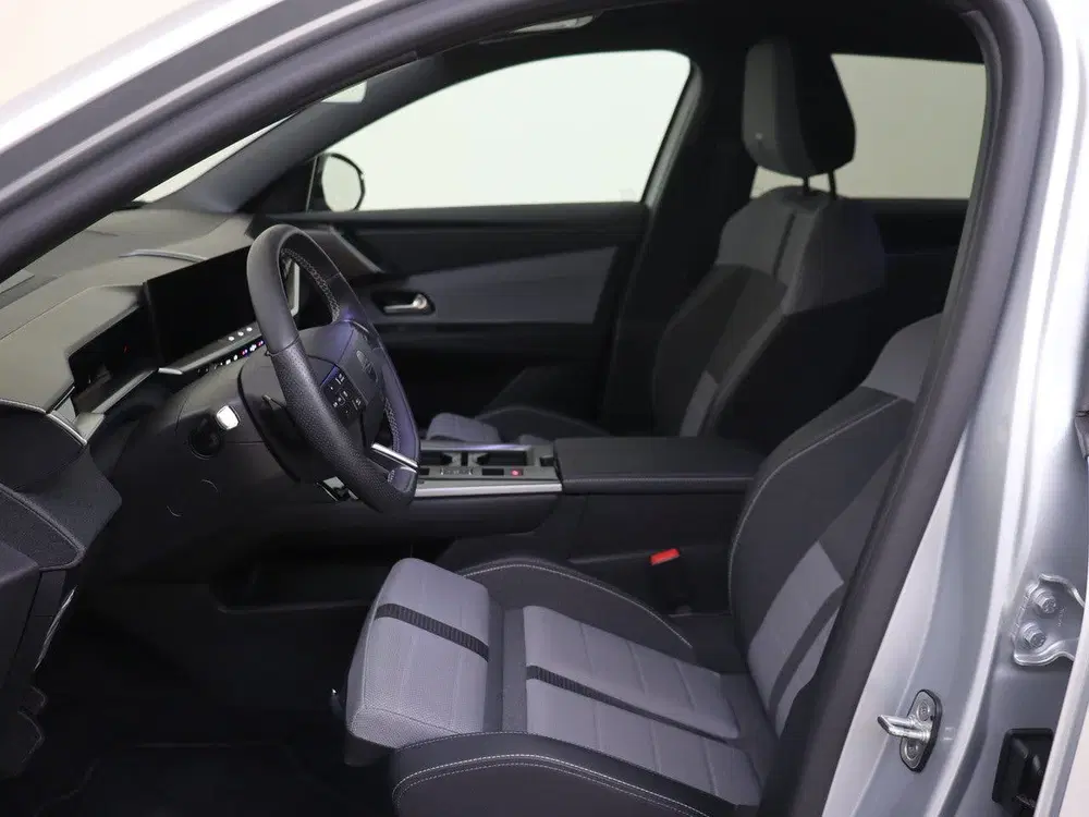 Opel Grandland 1.2 Turbo Hybrid GS uit 2025, foto 10