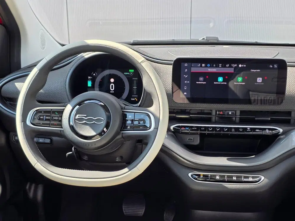 Fiat 500 La Prima 42 kWh Navigatie uit 2024, foto 10
