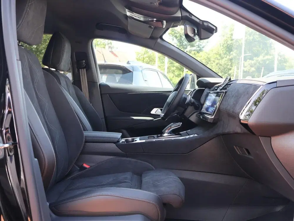 DS Automobiles DS 7 DS DS 7 E-TENSE Plug-in hybride 225PK eEAT uit 2026, foto 6