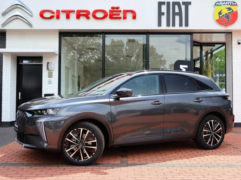 DS Automobiles DS 7 DS DS 7 E-TENSE Plug-in hybride 225PK eEAT uit 2026