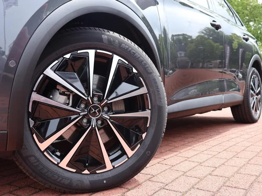 DS Automobiles DS 7 DS DS 7 E-TENSE Plug-in hybride 225PK eEAT uit 2026, foto 15