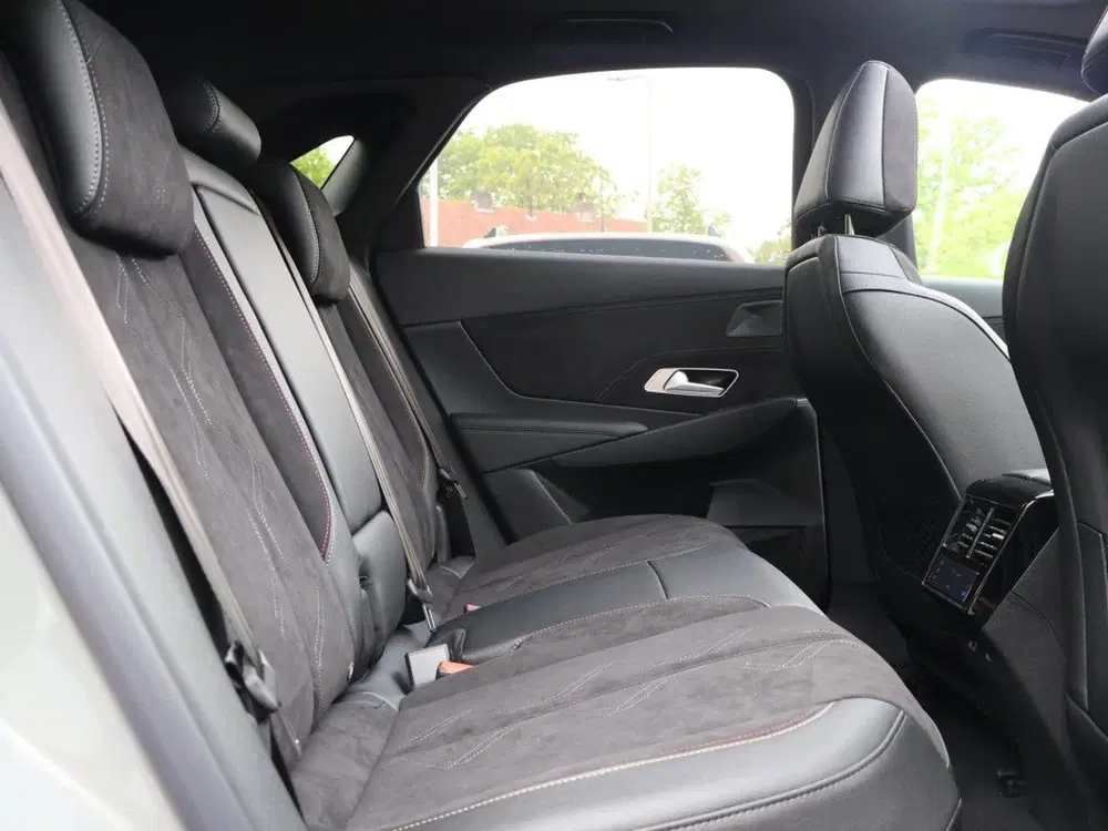 DS Automobiles DS 7 DS DS 7 E-TENSE Plug-in hybride 225PK eEAT uit 2026, foto 7