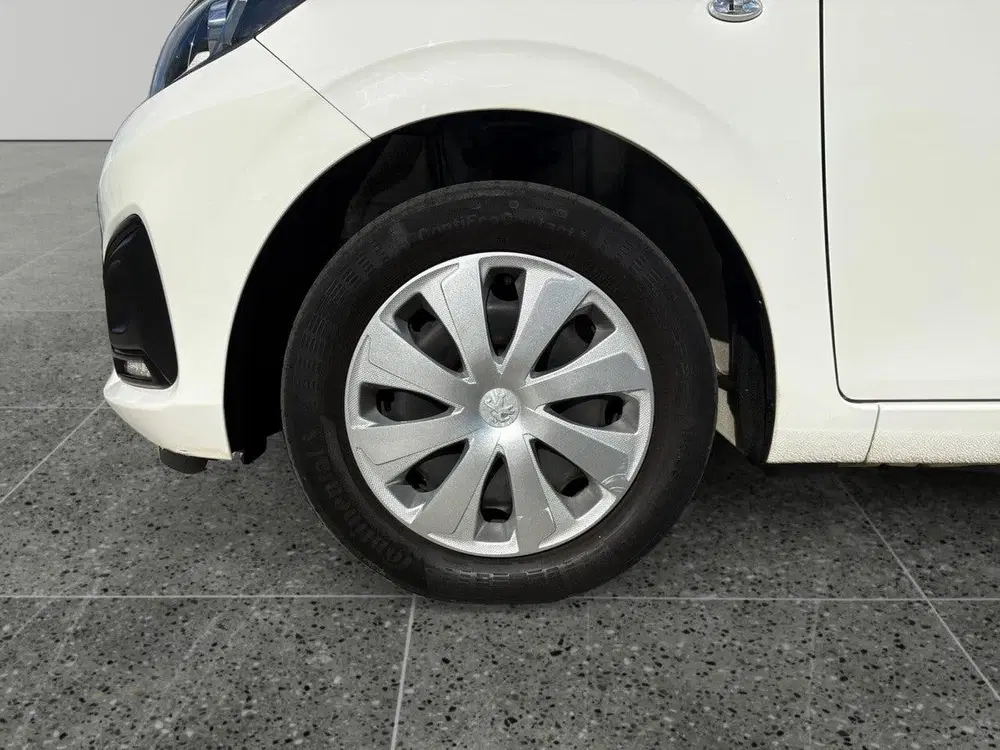 Peugeot 108 5-deurs Active 1.0 e-VTi 72pk uit 2020, foto 10