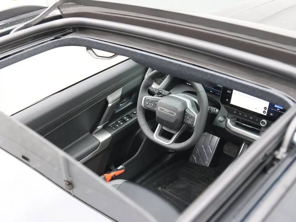 Jeep Compass 1.2 e-Hybrid First Edition uit 2026, foto 8
