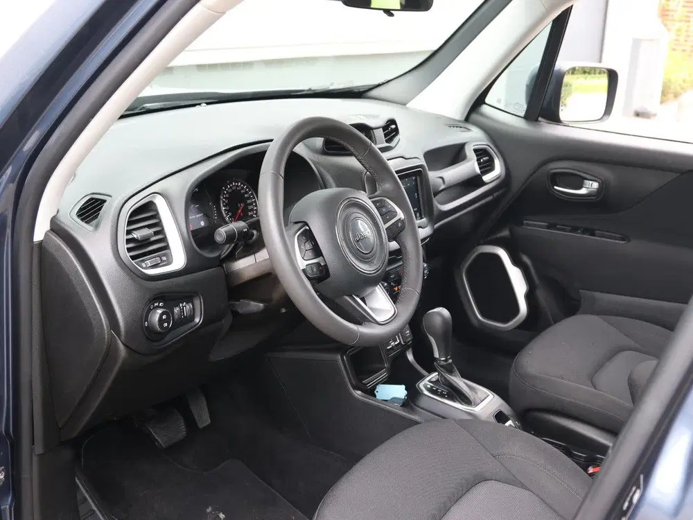 Jeep Renegade 150pk Longitude Automaat uit 2021, foto 10
