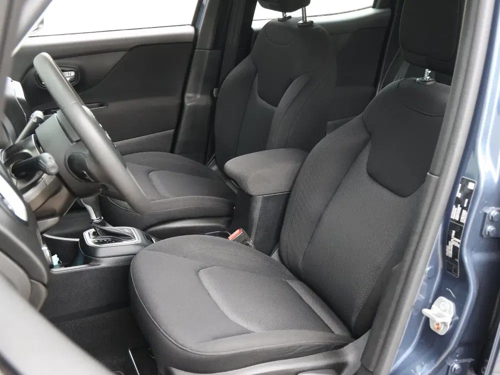 Jeep Renegade 150pk Longitude Automaat uit 2021, foto 12