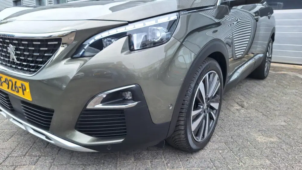 Peugeot 3008 1.2 PureTech GT Line uit 2019, foto 10