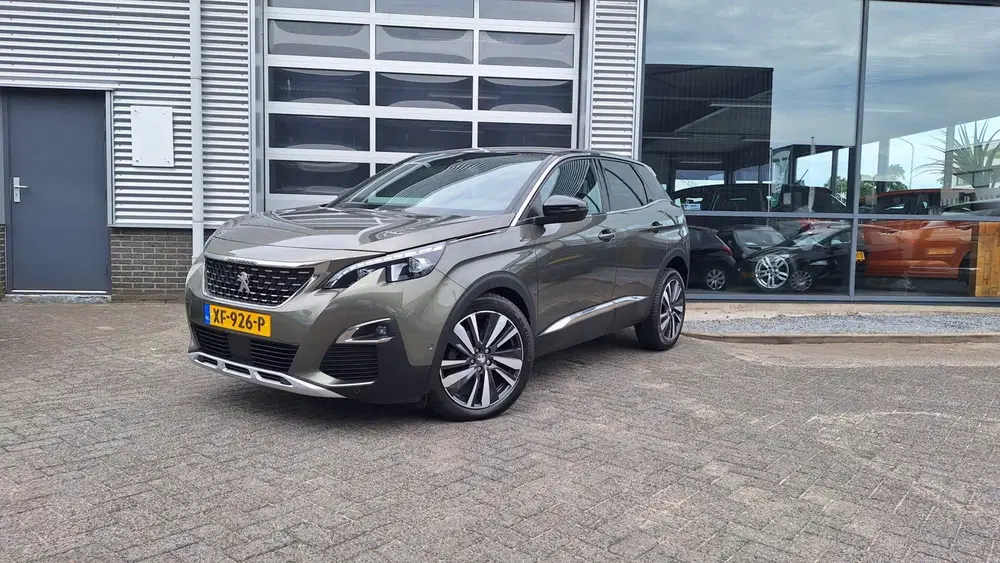 Peugeot 3008 1.2 PureTech GT Line uit 2019, foto 4