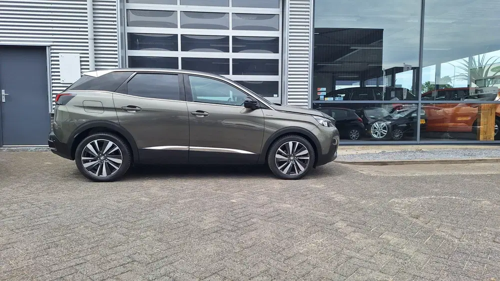 Peugeot 3008 1.2 PureTech GT Line uit 2019, foto 8