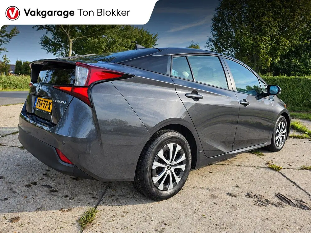 Toyota Prius 1.8 Dynamic uit 2021, foto 13