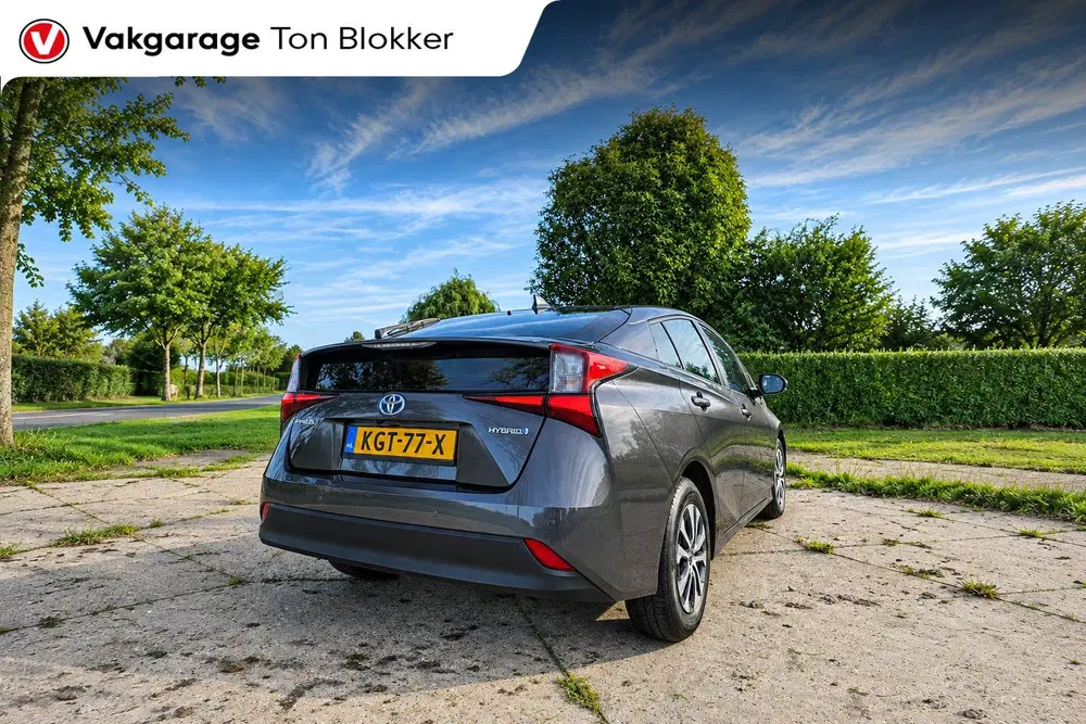 Toyota Prius 1.8 Dynamic uit 2021, foto 6