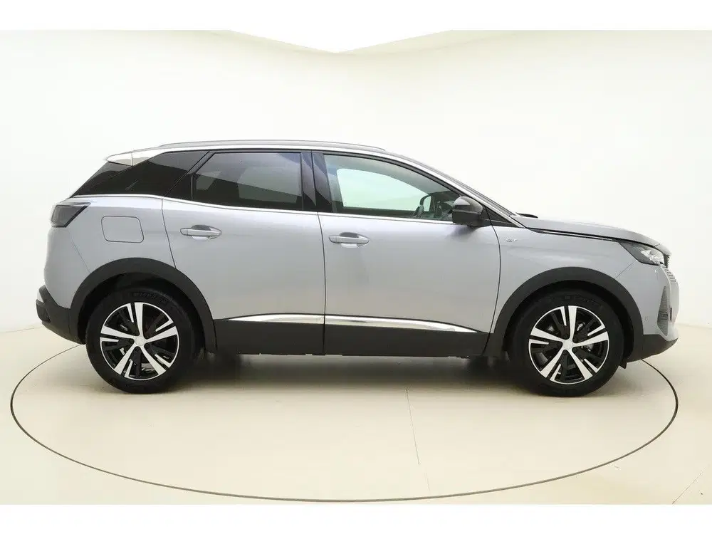 Peugeot 3008 1.2T 130pk GT uit 2024, foto 9