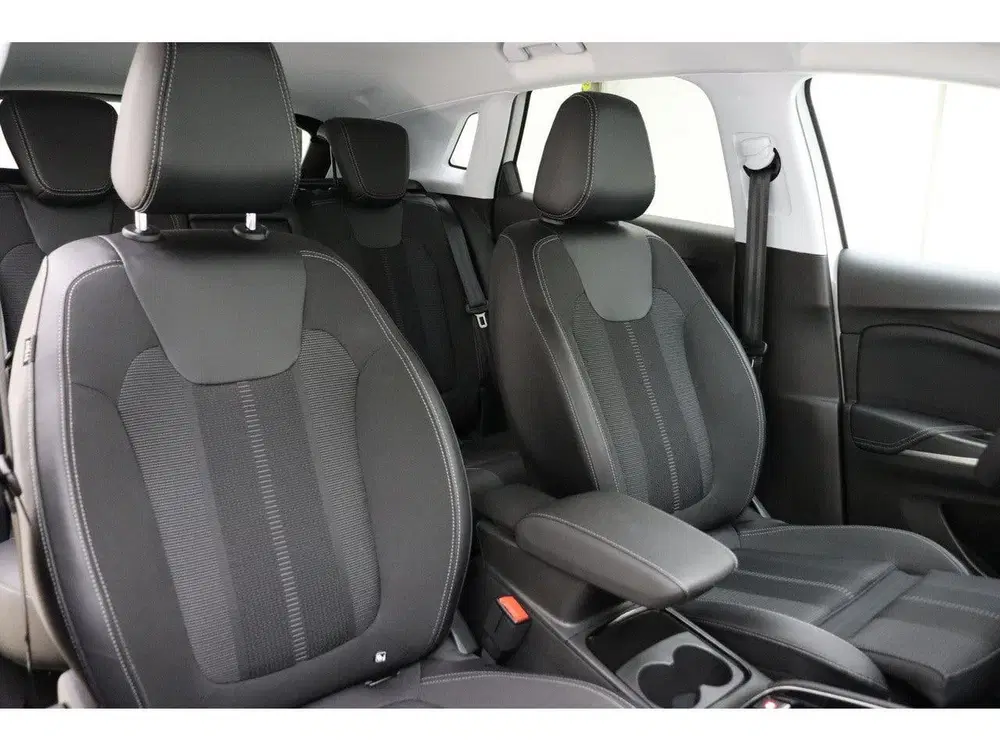 Opel Grandland 1.2 Turbo GS Black Pack uit 2024, foto 10