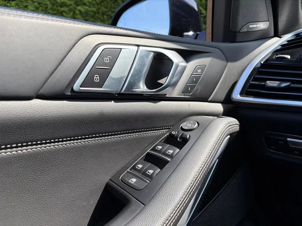BMW X5 XDrive45e HighExecutive M Sport Chrystal 4 uit 2022, foto 13