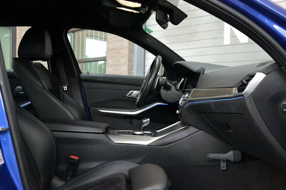 BMW 3-serie 318i Automaat M-Sport uit 2020, foto 10