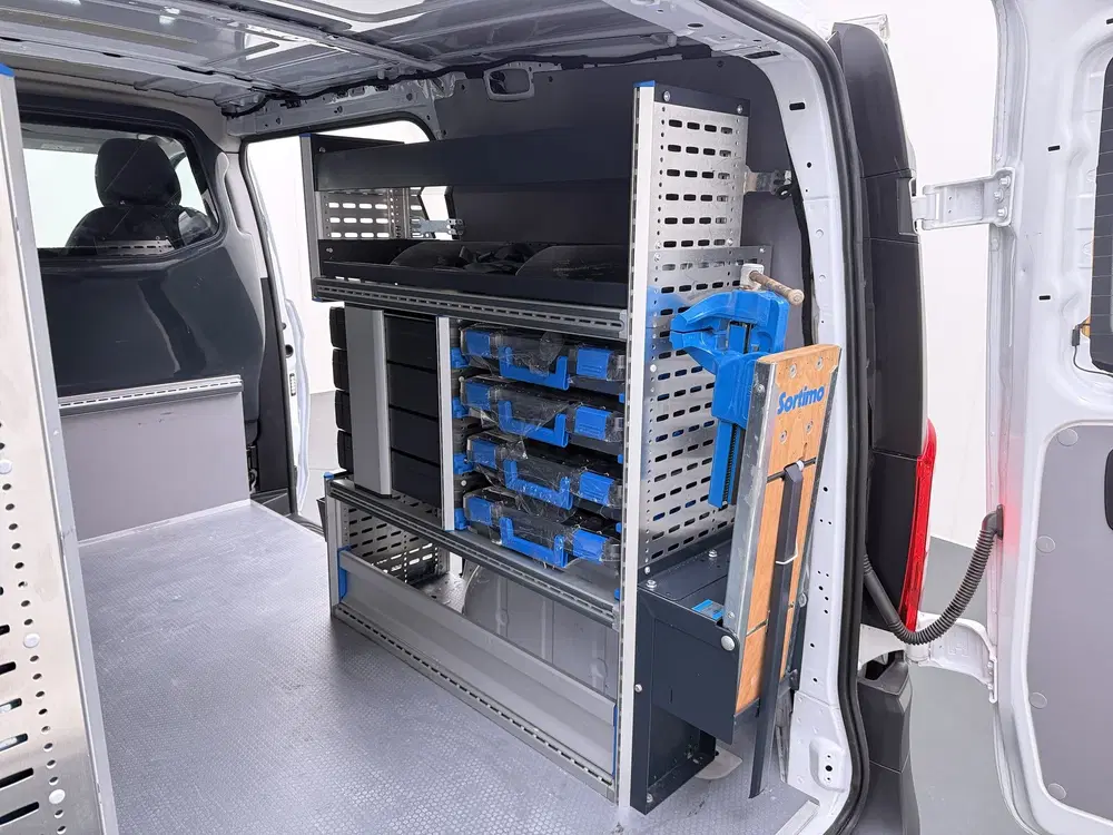 Mercedes-Benz Vito 116CDI 164pk AUT-9 Navi *Sortimo Kasten* uit 2023, foto 15
